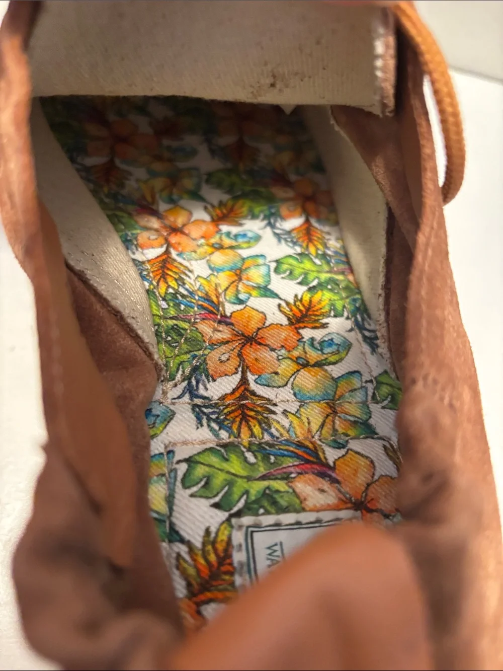 Watson & Parker stylish brown